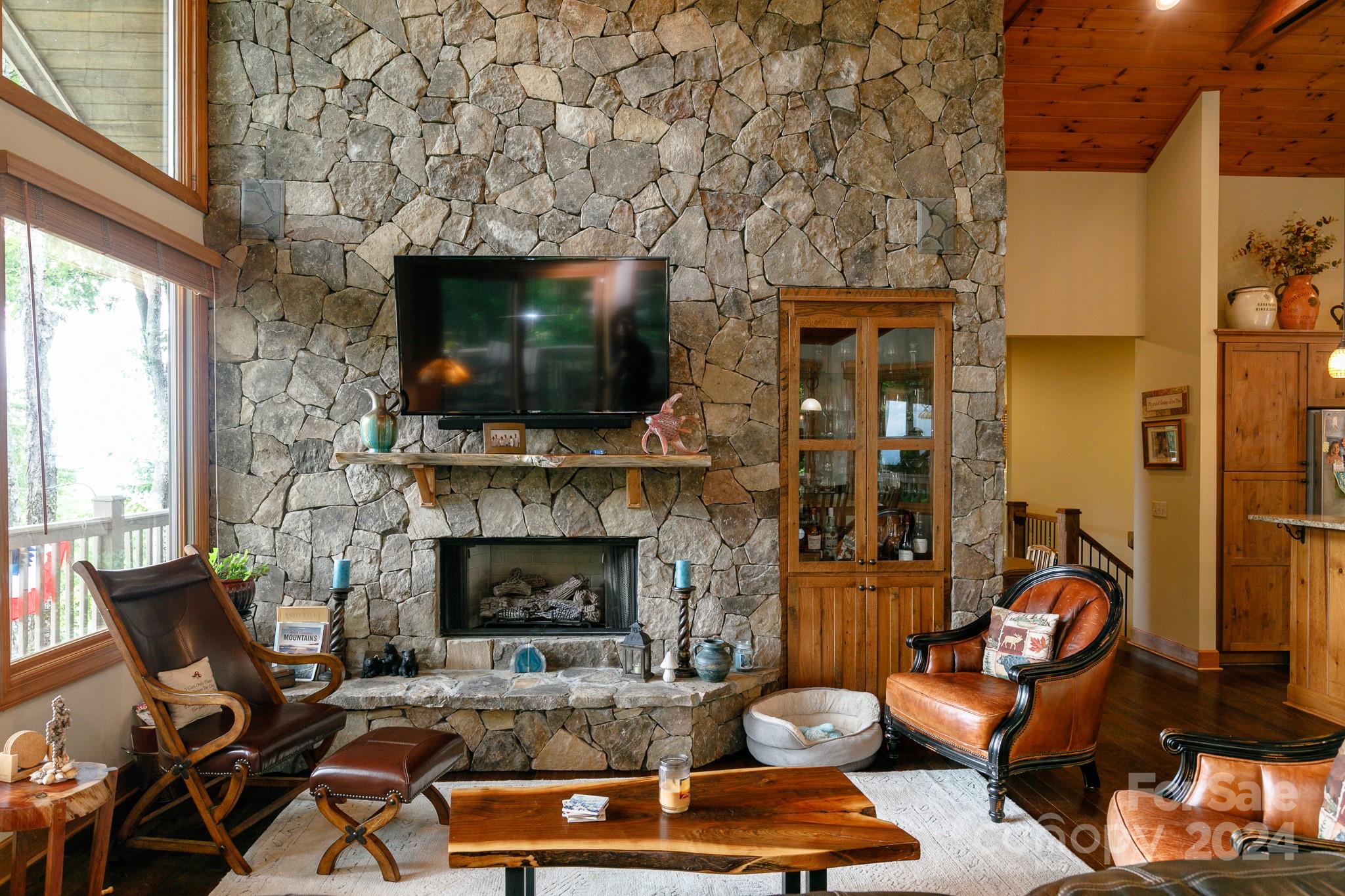 25 Ivy Point Lane thumbnail image 12