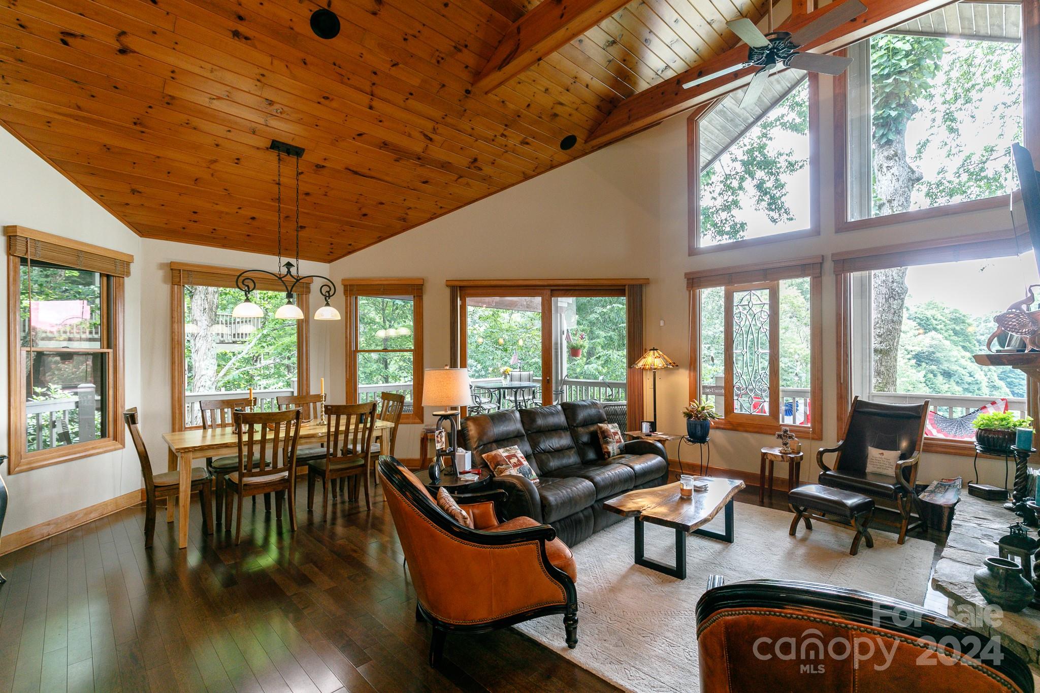 25 Ivy Point Lane thumbnail image 14