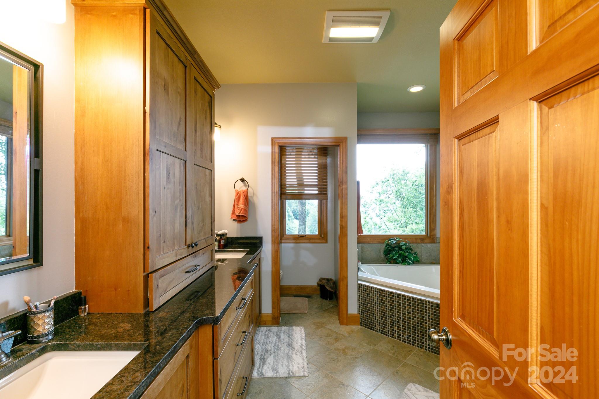 25 Ivy Point Lane thumbnail image 23