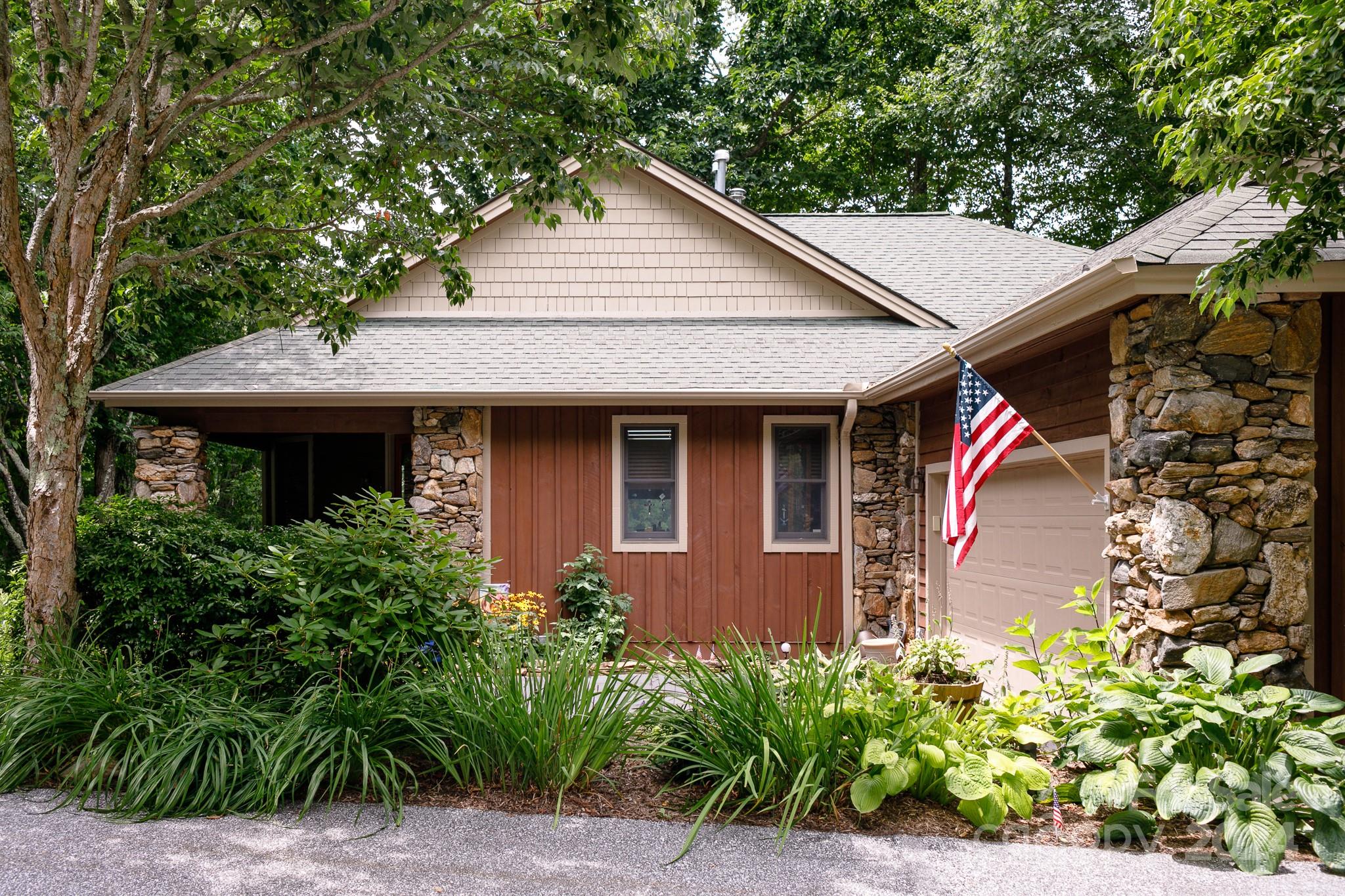 25 Ivy Point Lane thumbnail image 37