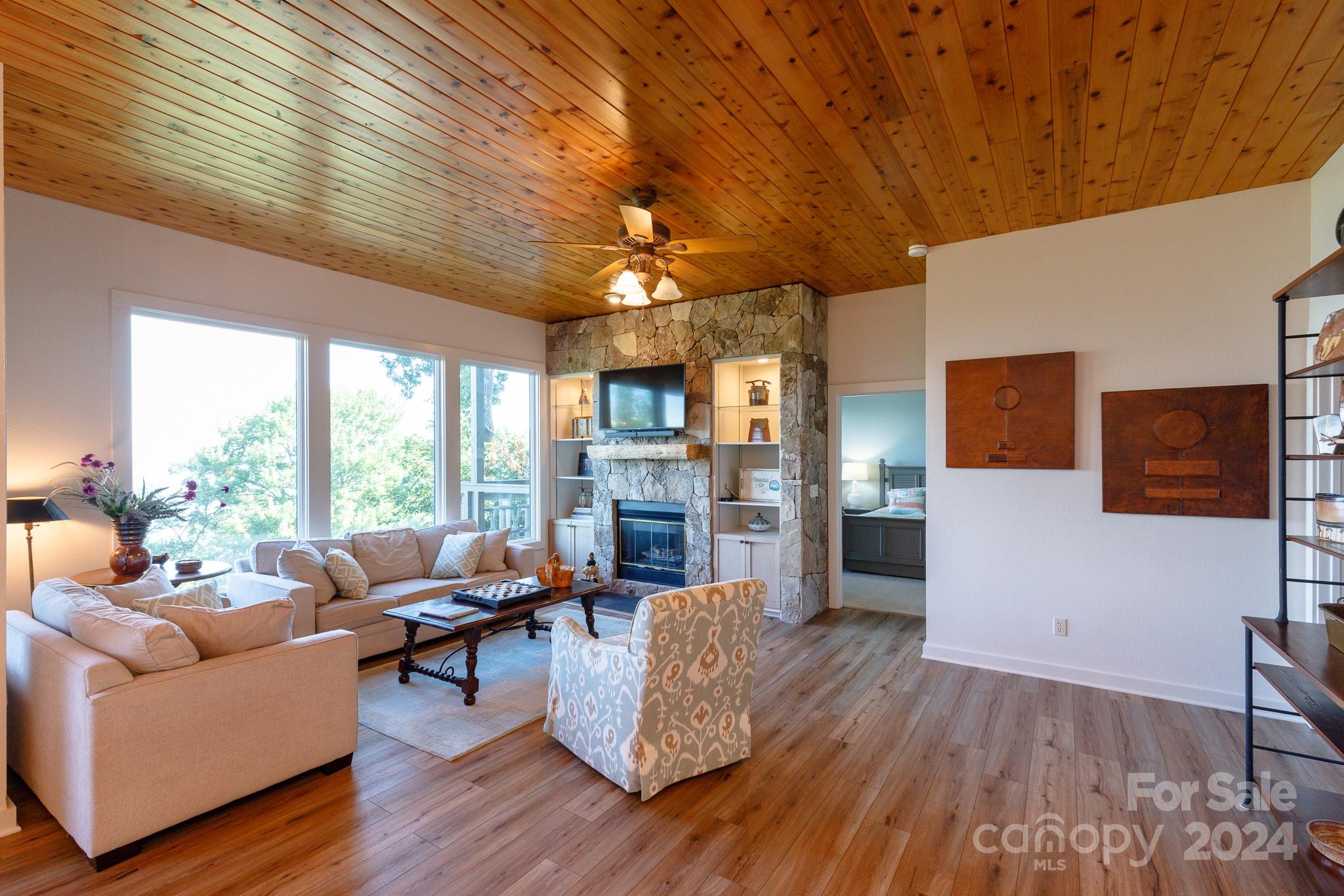 114 Slickrock Road C/3 thumbnail image 4