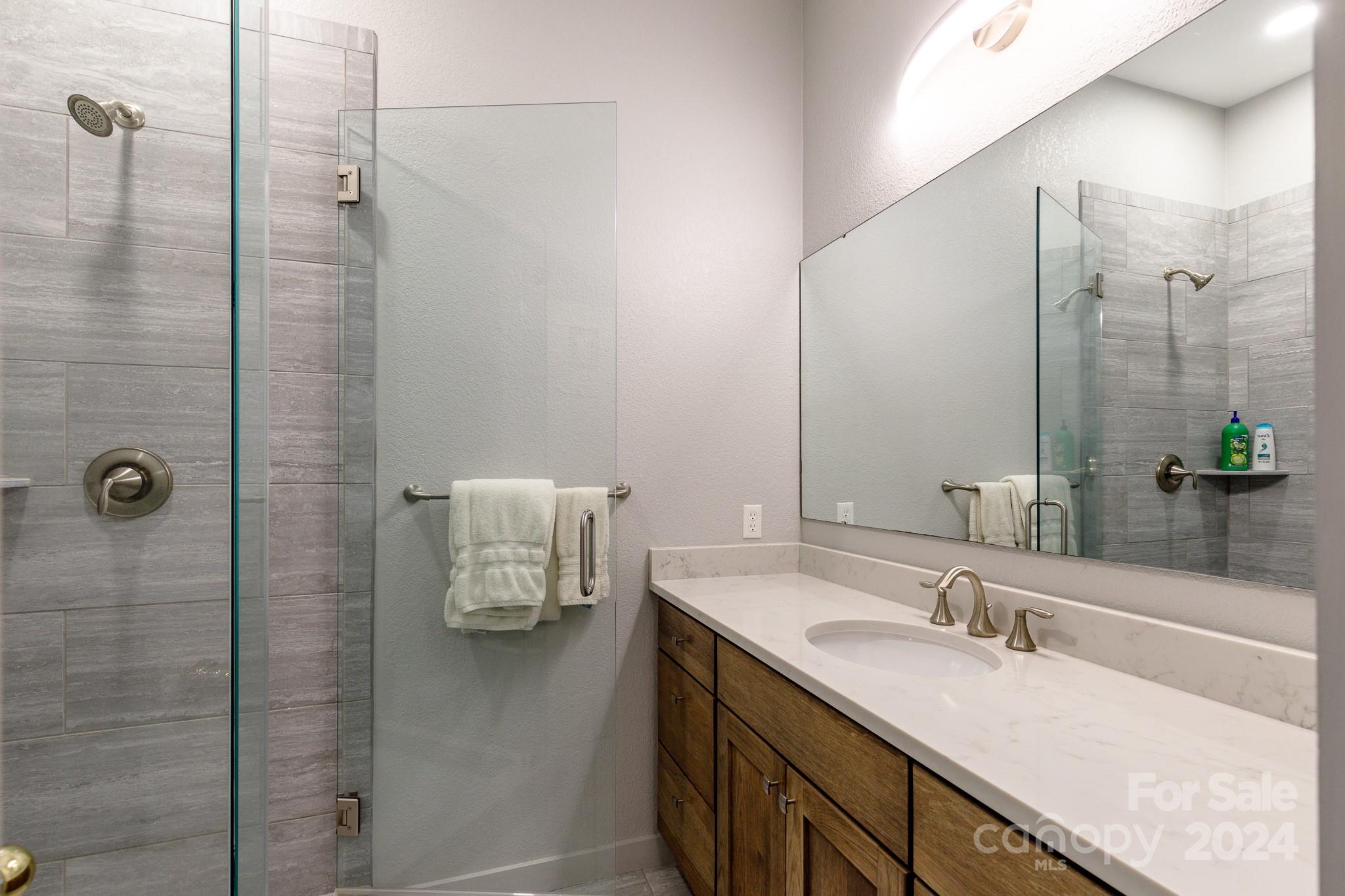 114 Slickrock Road C/3 thumbnail image 20