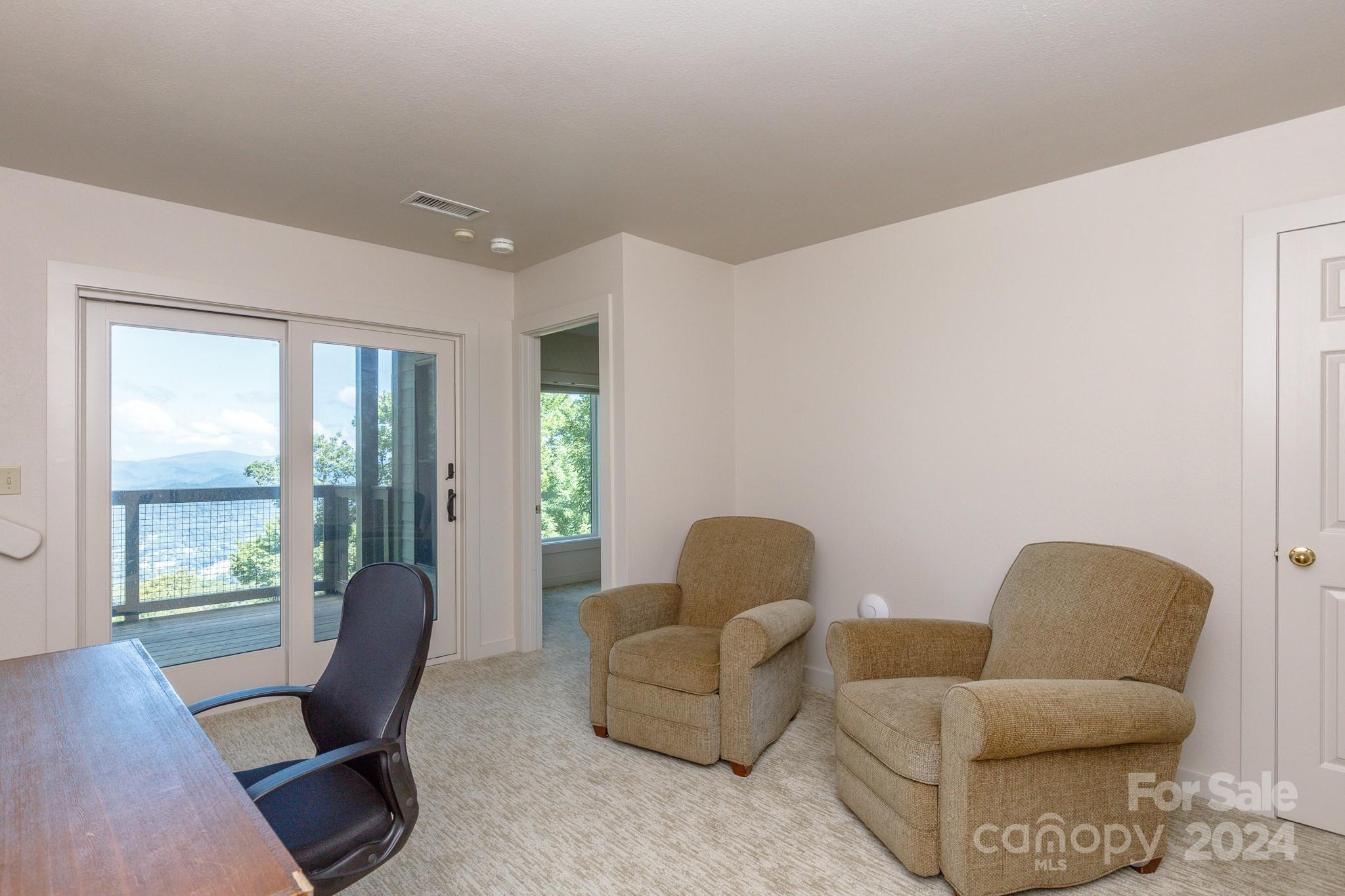 114 Slickrock Road C/3 thumbnail image 26