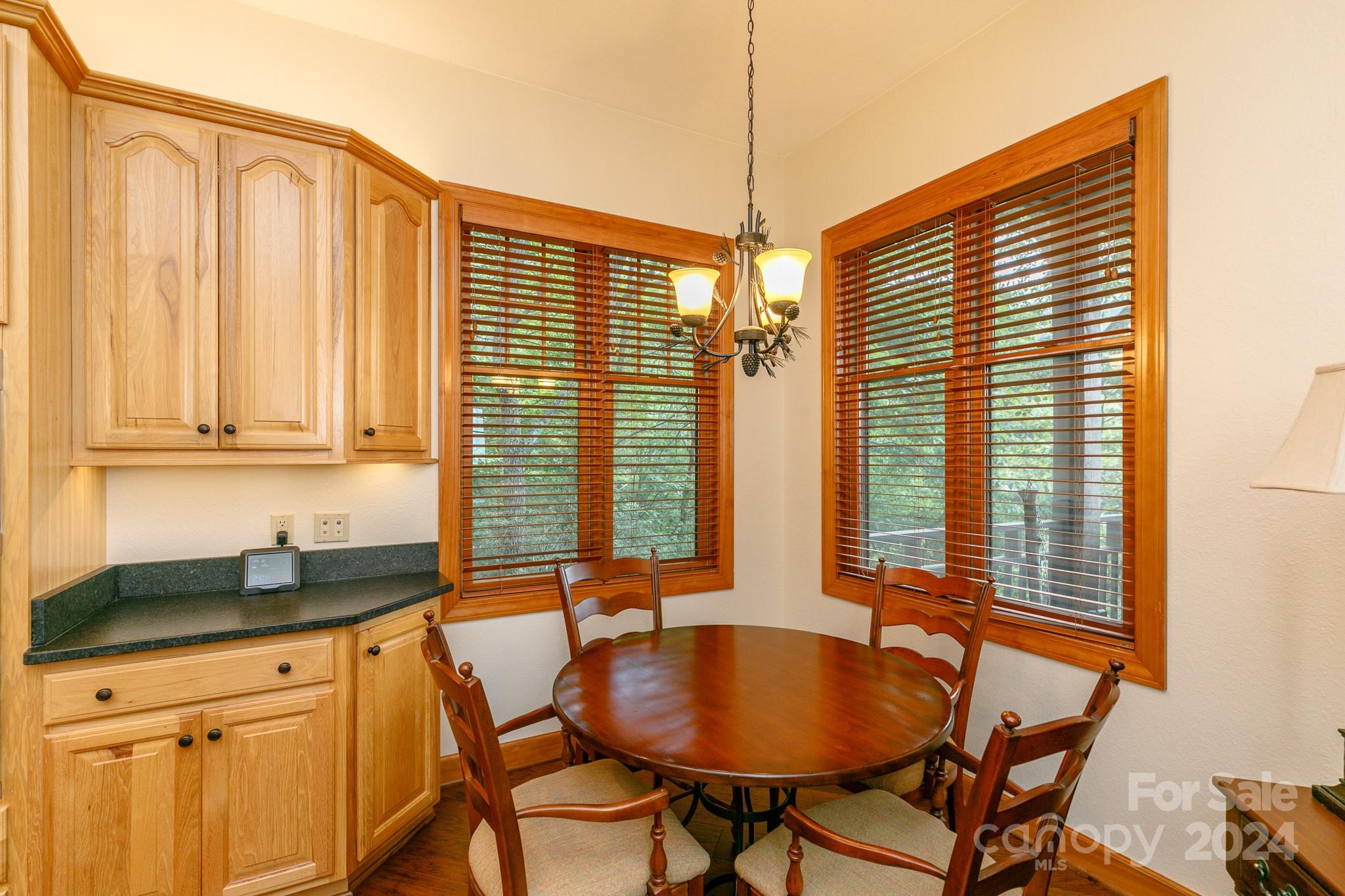 268 Sunset Point Road A/3 thumbnail image 19