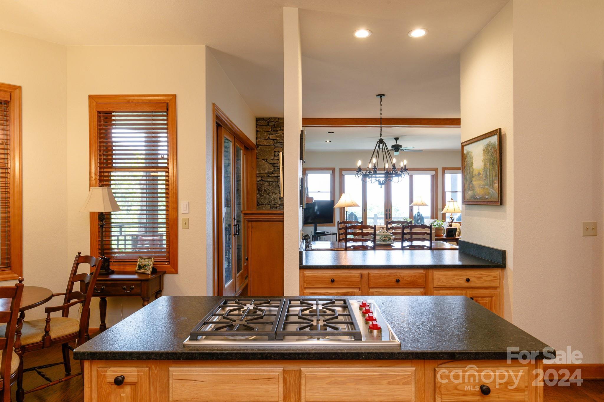 268 Sunset Point Road A/3 thumbnail image 23