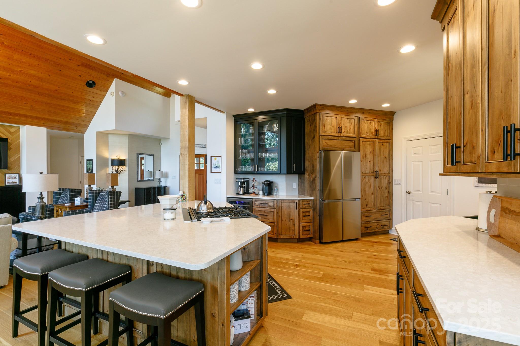 410 Springhouse Drive thumbnail image 17