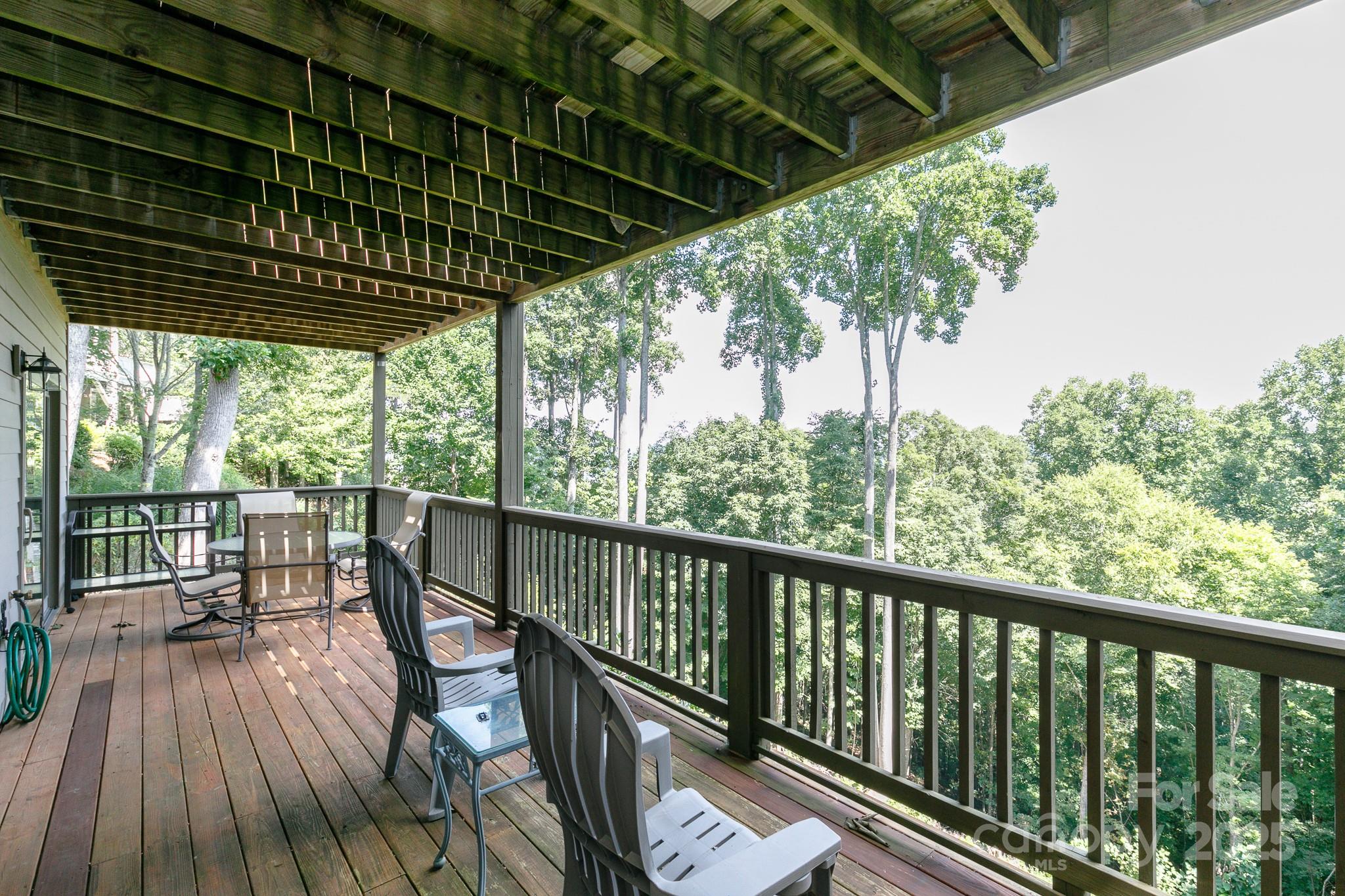 410 Springhouse Drive thumbnail image 35