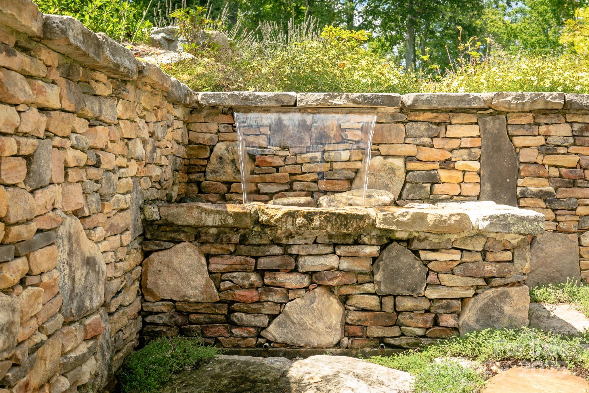 410 Springhouse Drive thumbnail image 46