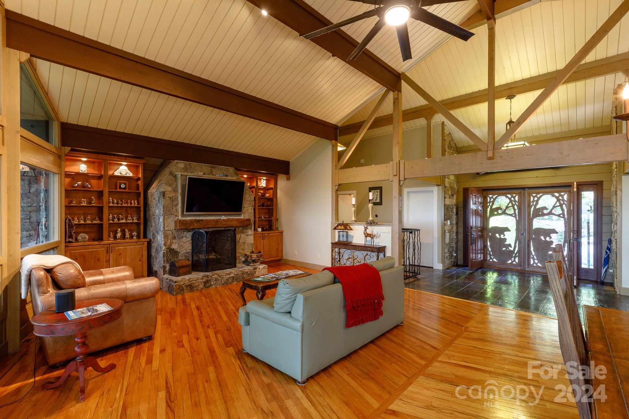 218 Slickrock Road thumbnail image 8