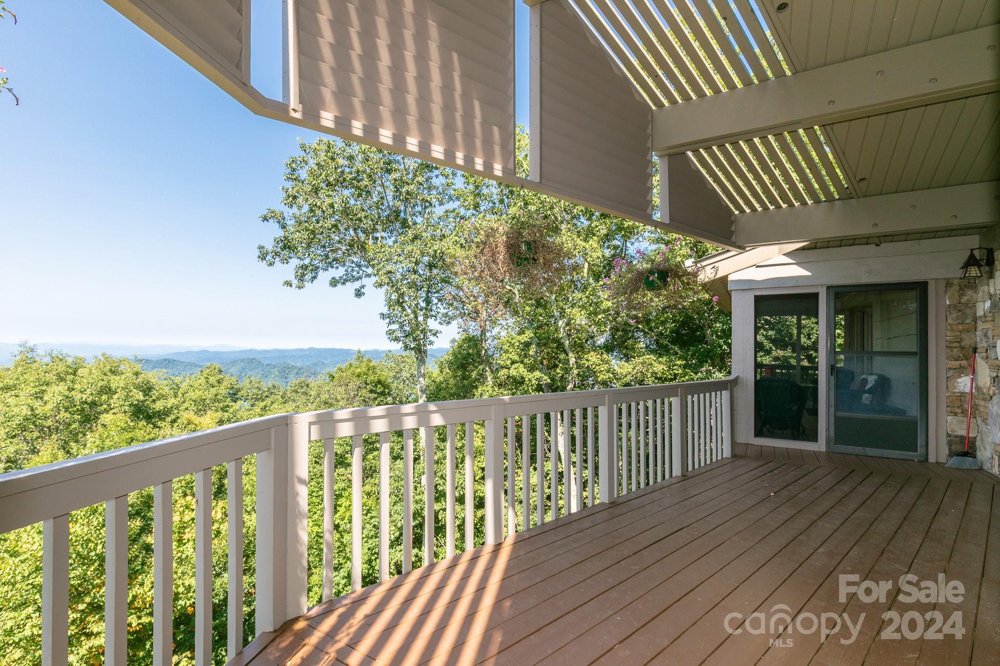 218 Slickrock Road thumbnail image 17