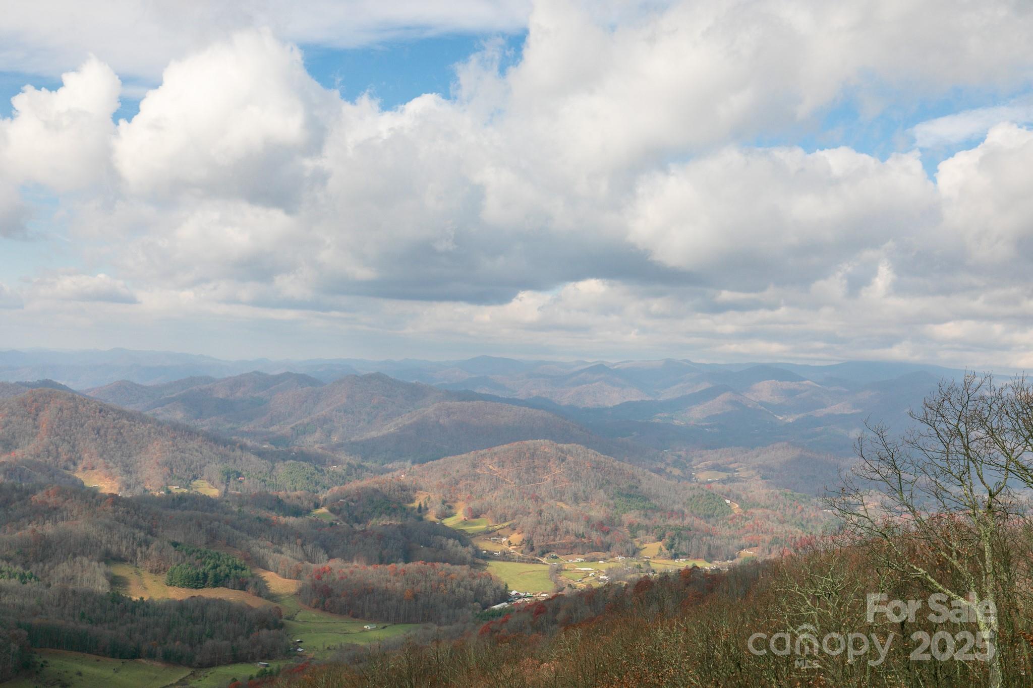 140 Slickrock Road F/1 thumbnail image 3