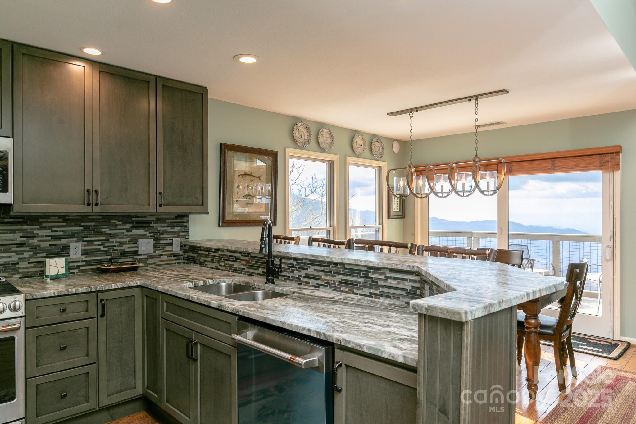 140 Slickrock Road F/1 thumbnail image 23