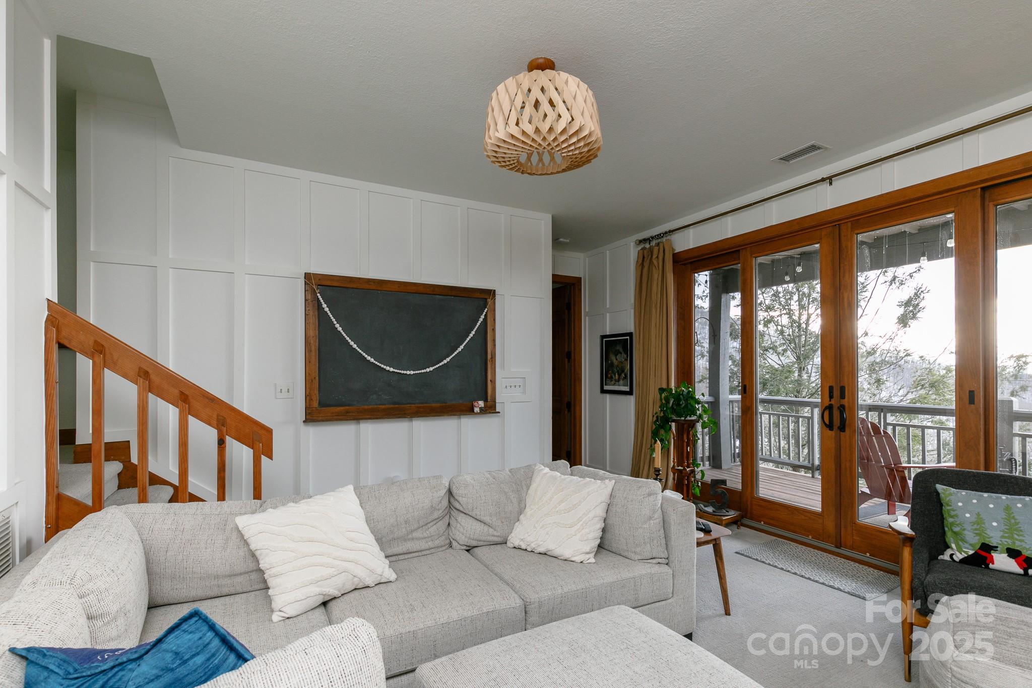 61 Spring Rock Road A/4 thumbnail image 35