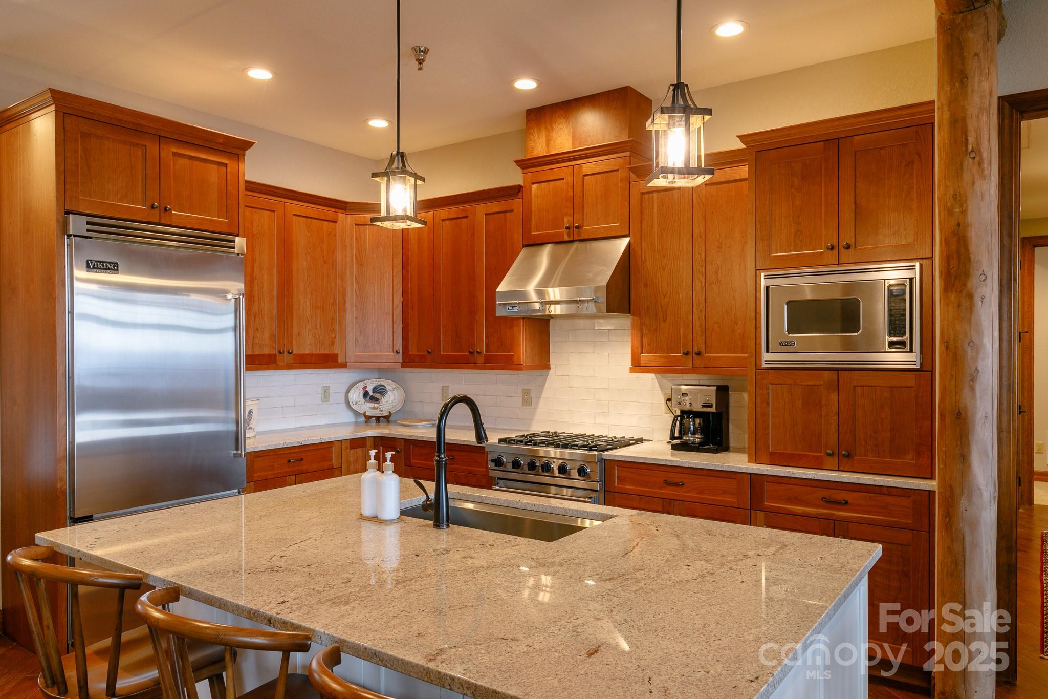 148 Logging Horse Road B/102 thumbnail image 6