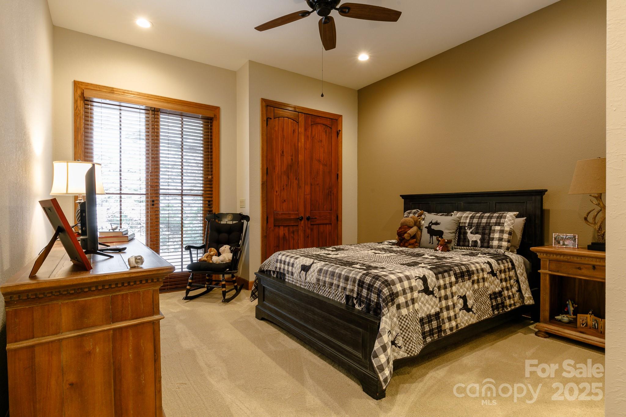 148 Logging Horse Road B/102 thumbnail image 22