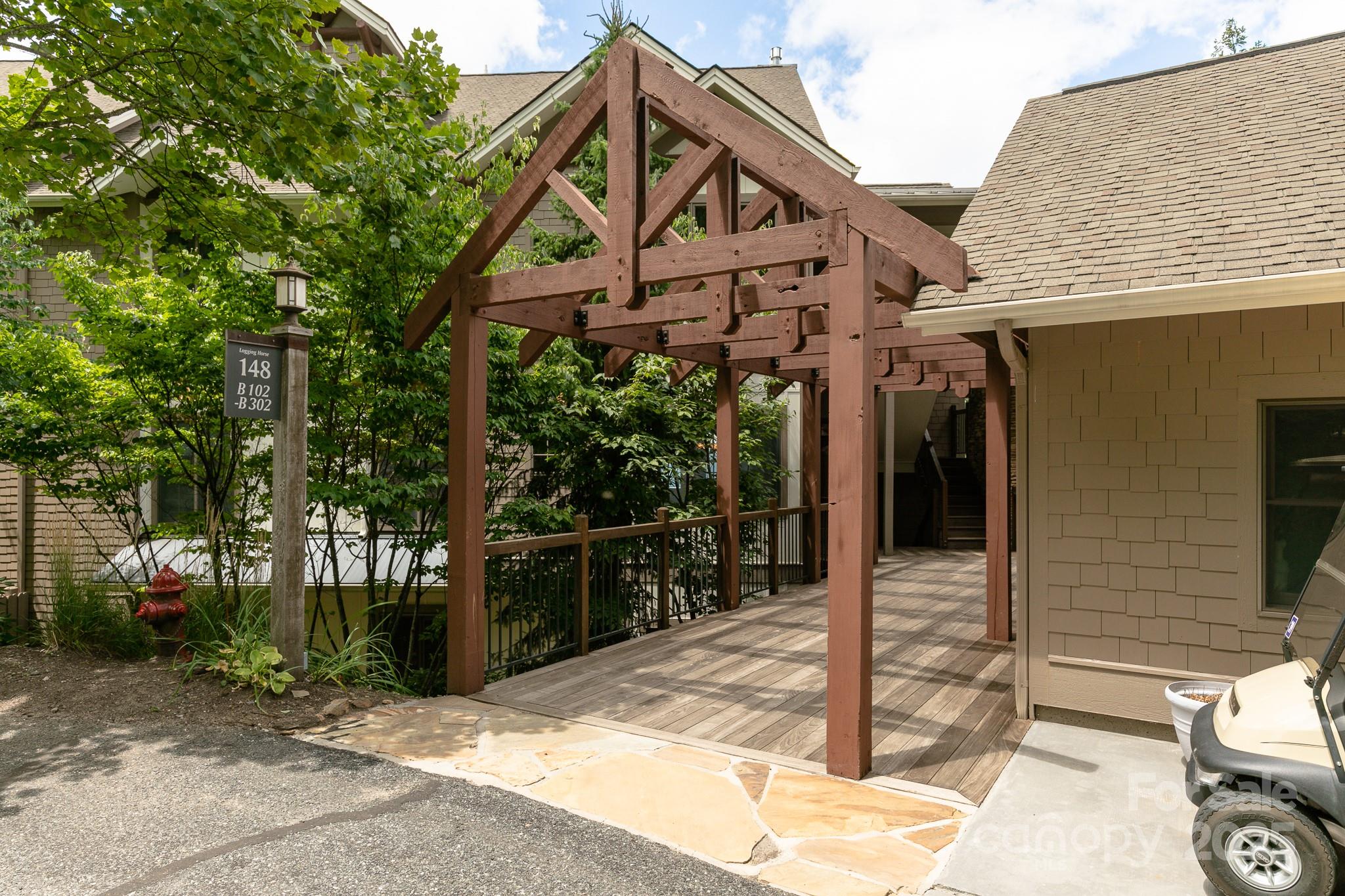 148 Logging Horse Road B/102 thumbnail image 25