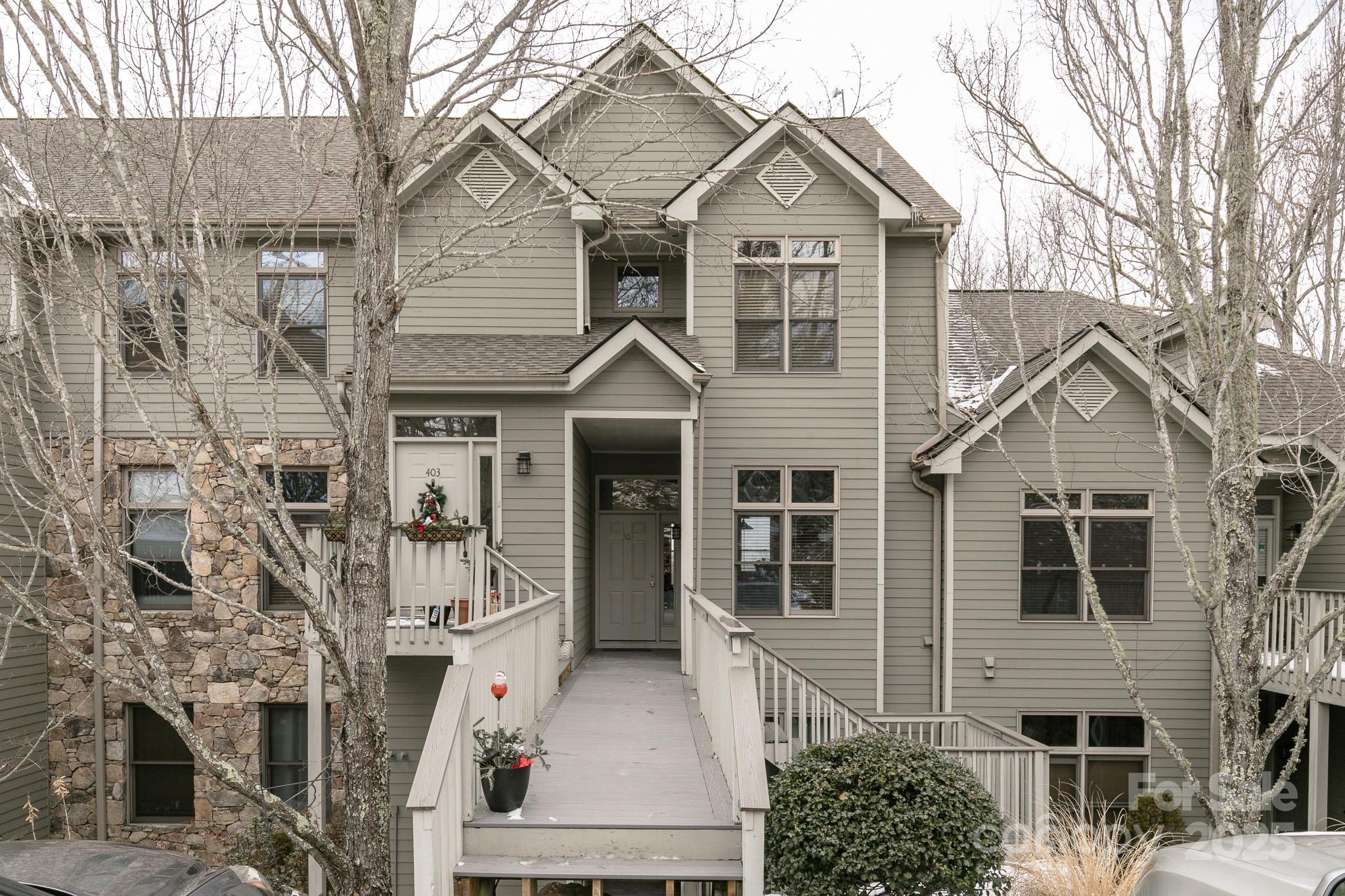 10 Stoney Falls Loop 4/203 thumbnail image 33