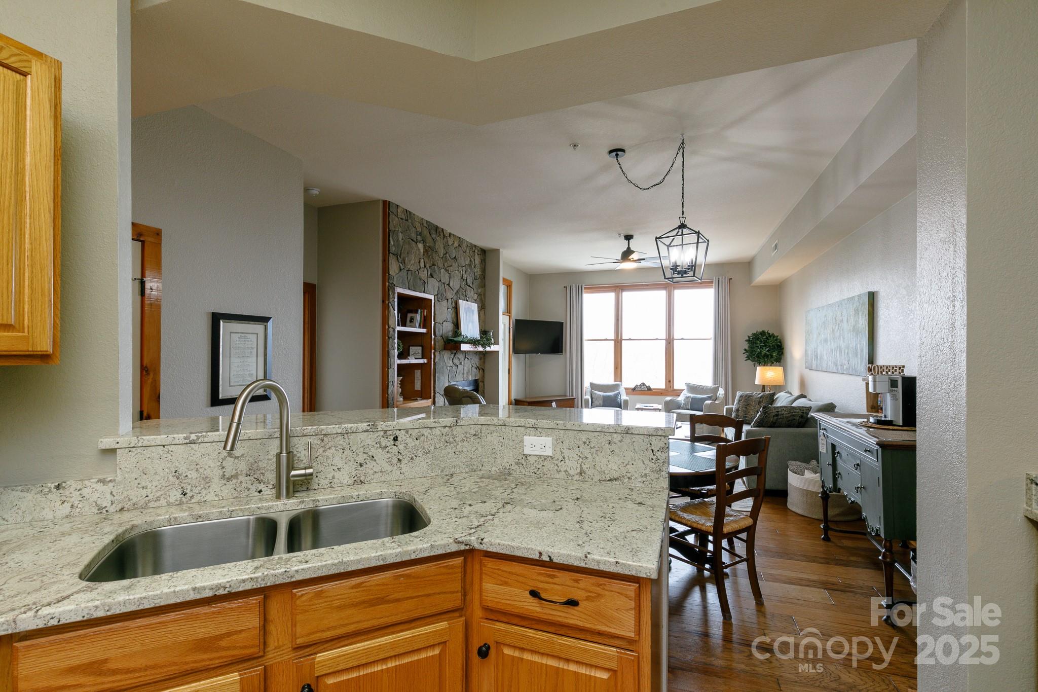 10 Stoney Falls Loop 4/203 thumbnail image 13