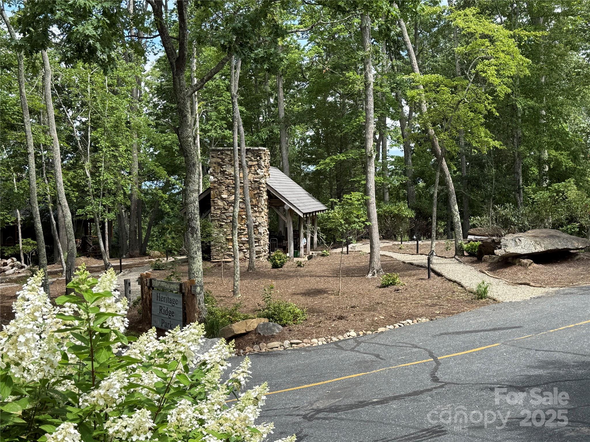 10 Stoney Falls Loop 4/203 thumbnail image 34