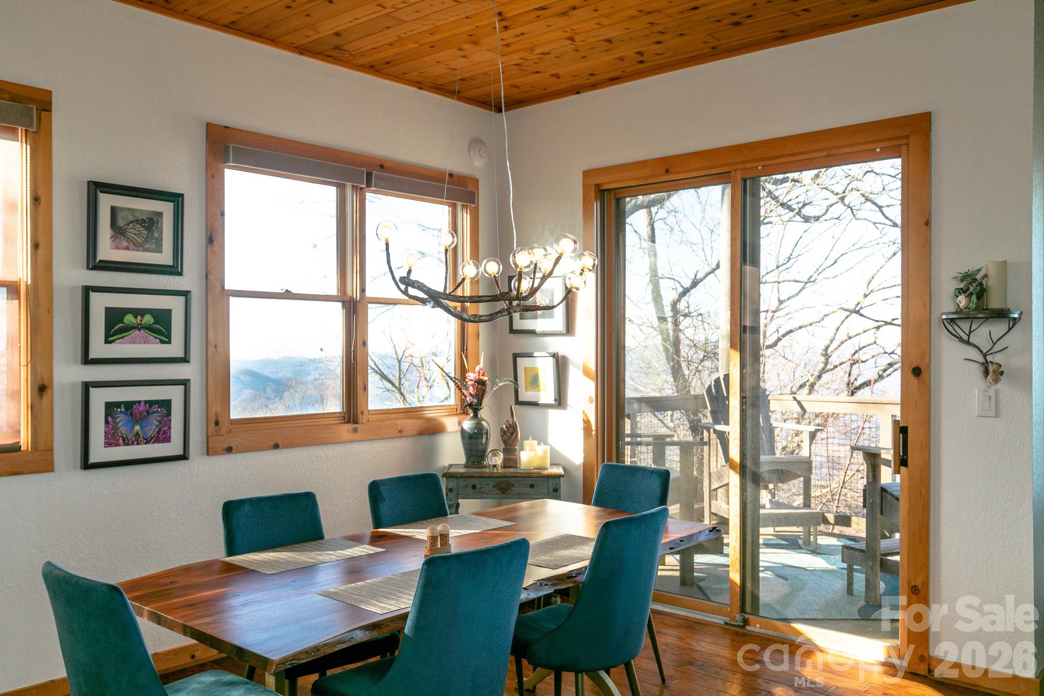 30 Club Villa Court B/3 thumbnail image 6