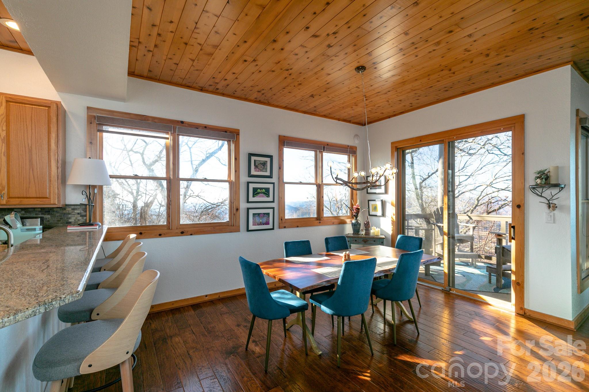 30 Club Villa Court B/3 thumbnail image 7