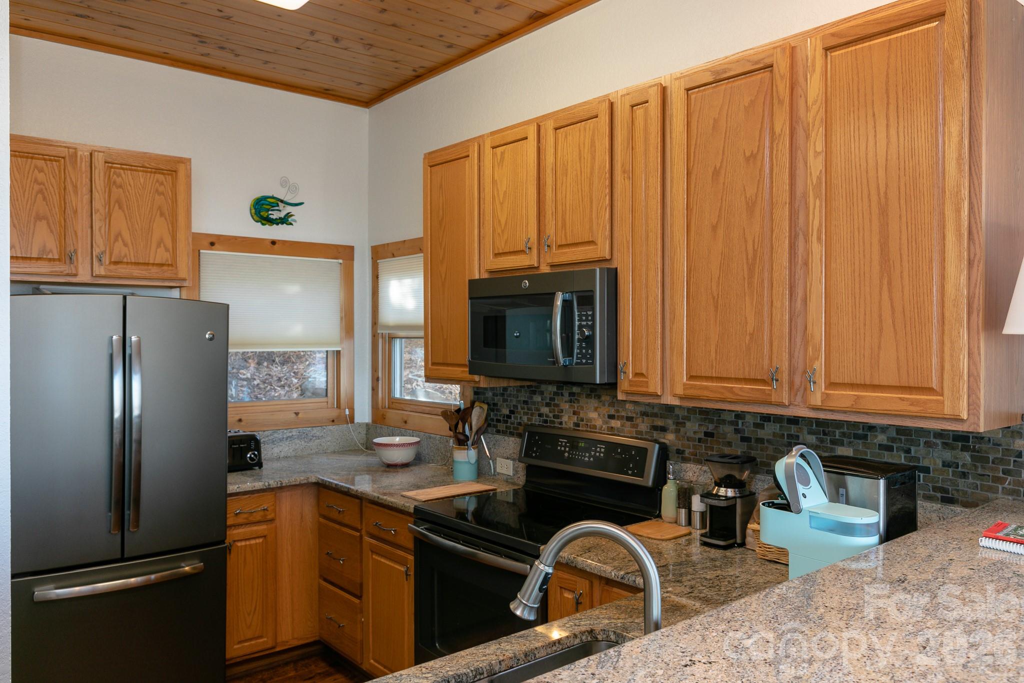 30 Club Villa Court B/3 thumbnail image 13