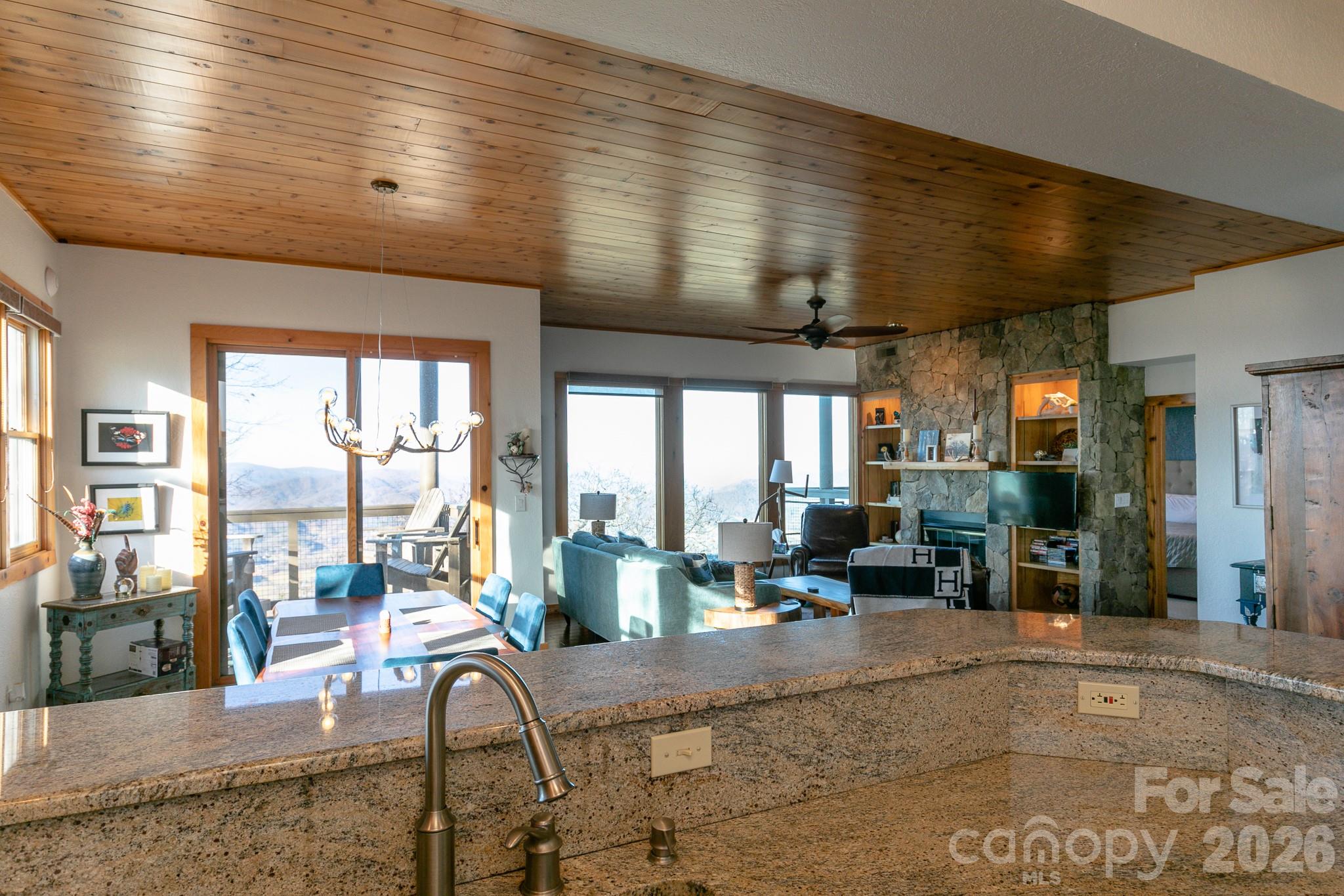 30 Club Villa Court B/3 thumbnail image 14