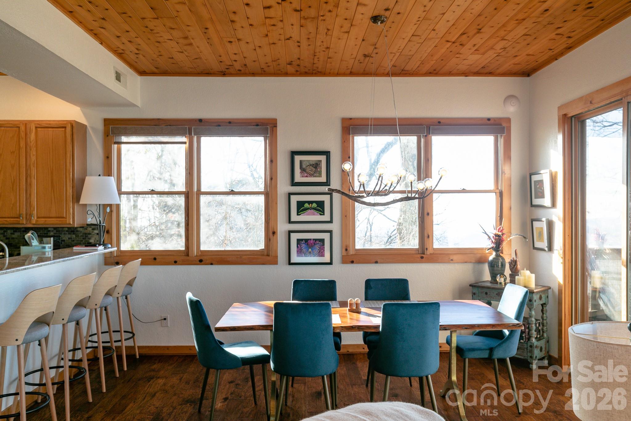 30 Club Villa Court B/3 thumbnail image 21