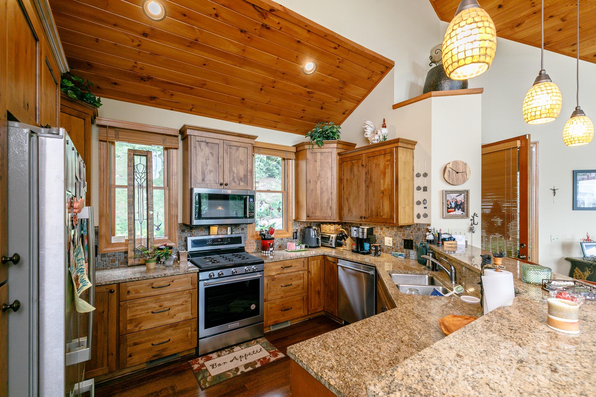 25 Ivy Point Lane thumbnail image 12