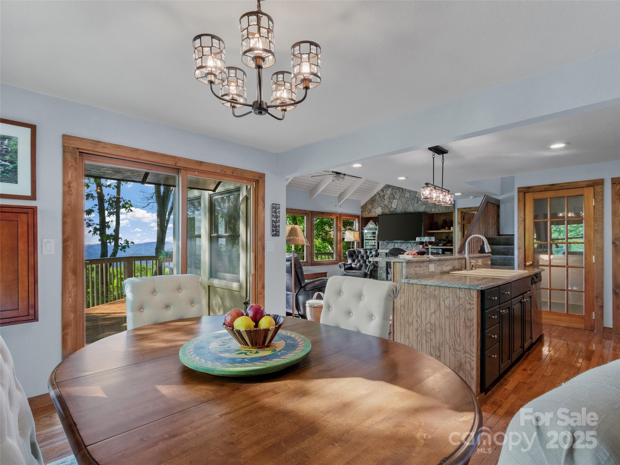 141 Ivy Ridge Road thumbnail image 4