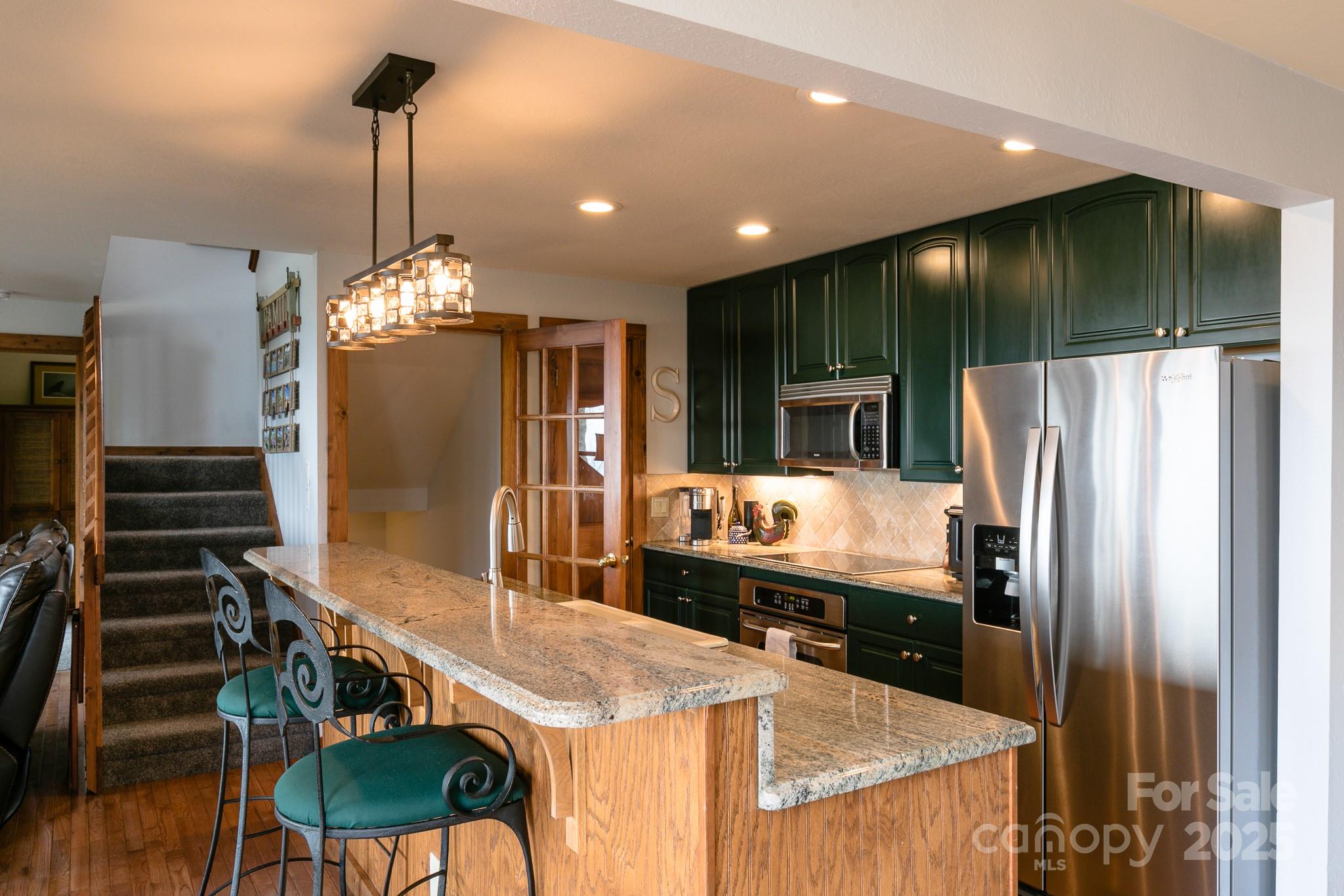 141 Ivy Ridge Road thumbnail image 6