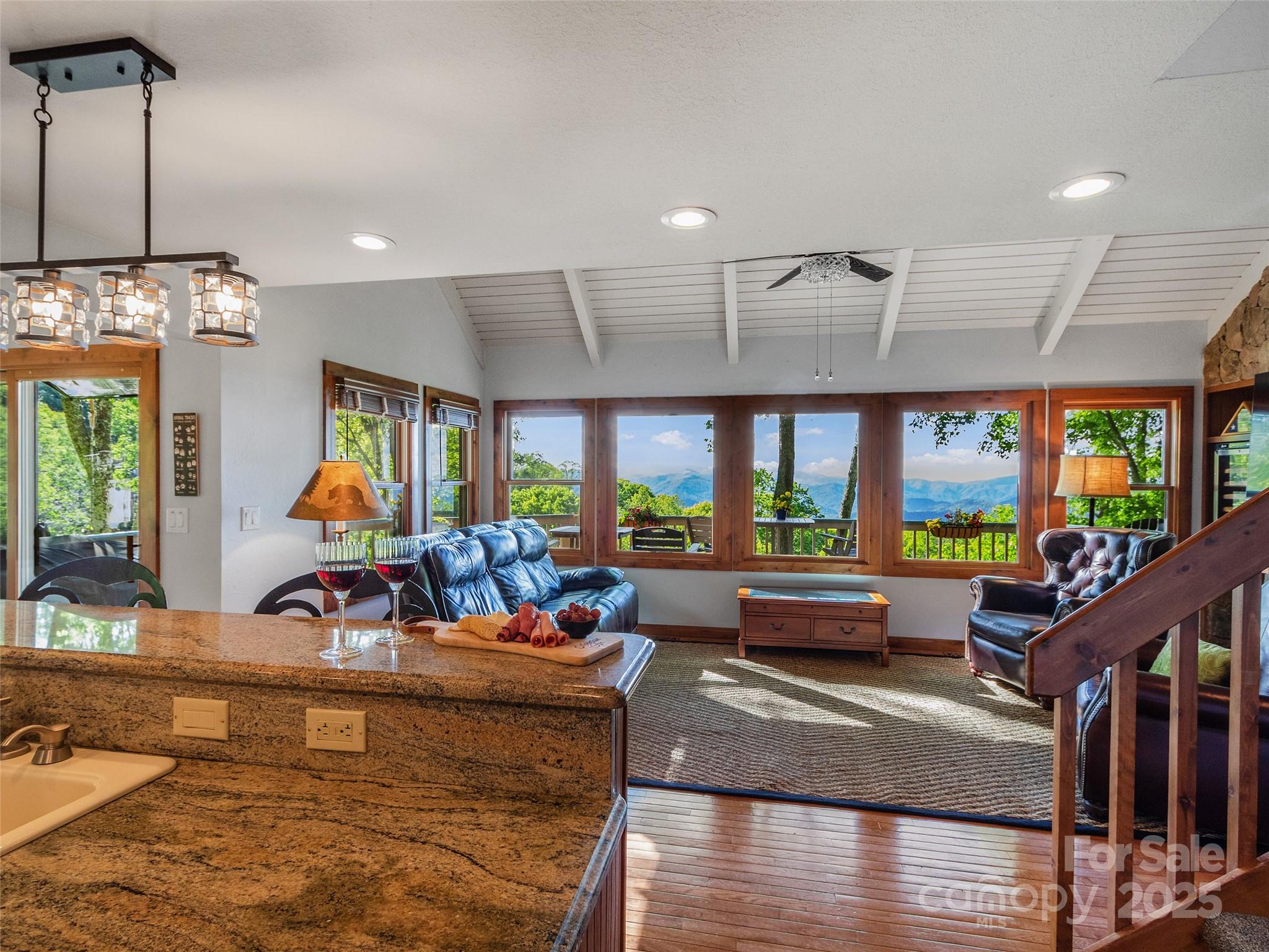 141 Ivy Ridge Road thumbnail image 9