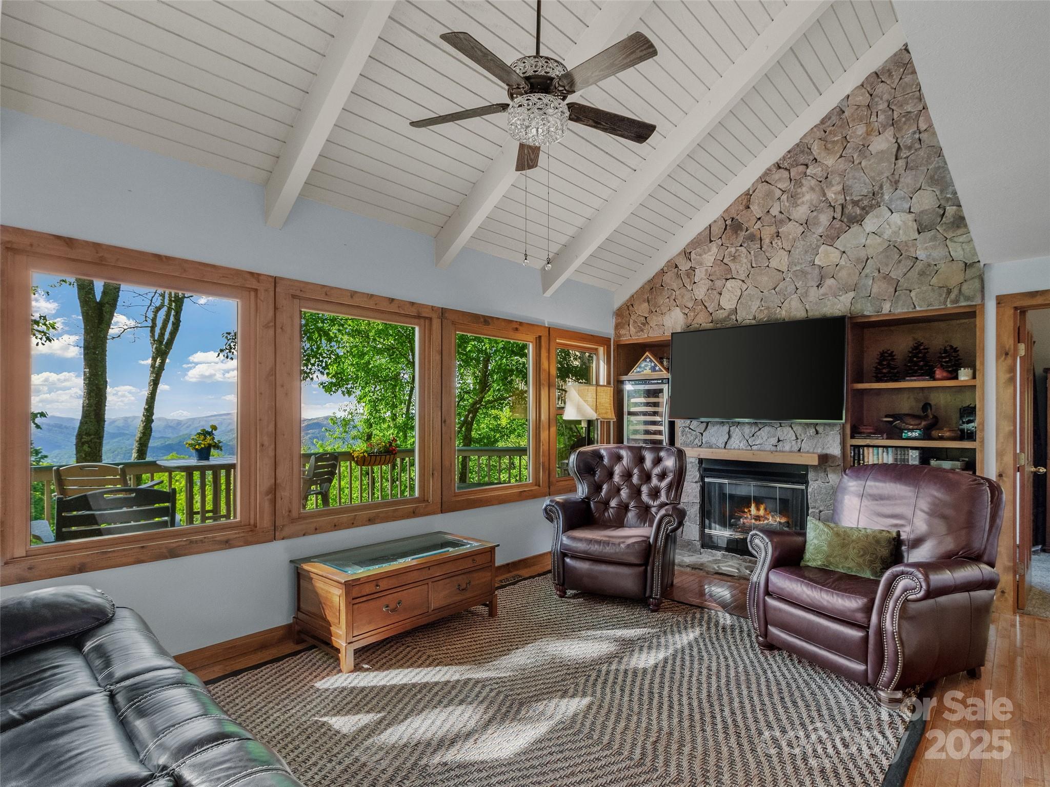 141 Ivy Ridge Road thumbnail image 10