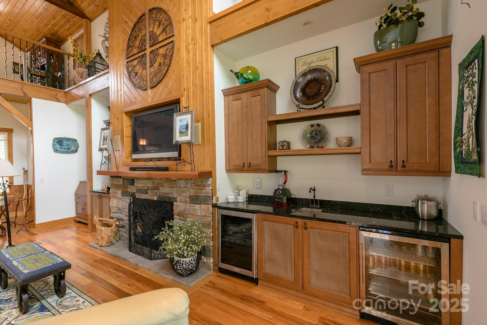 324 Austin Mountain Drive thumbnail image 17