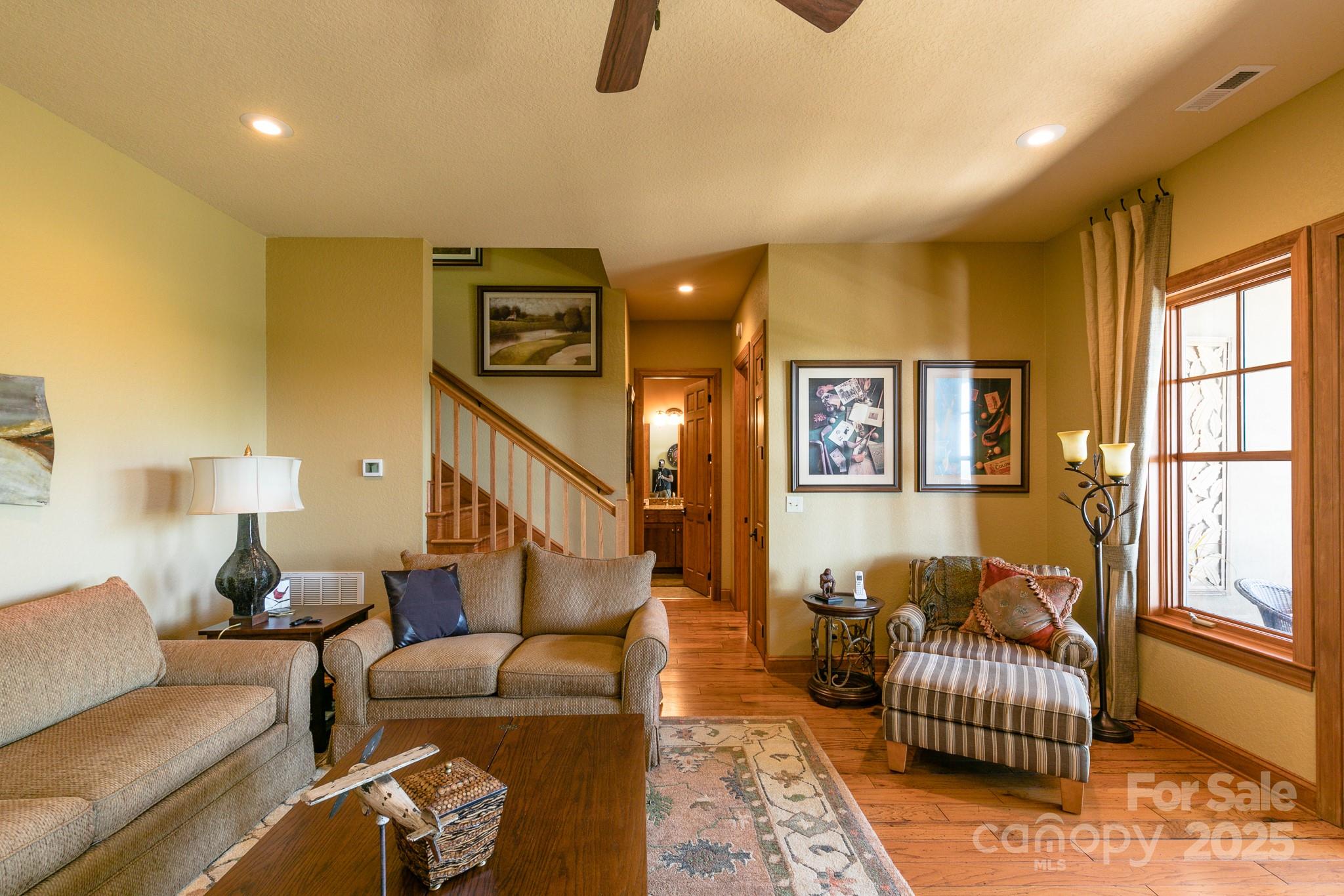 307 Spring Rock Road thumbnail image 16