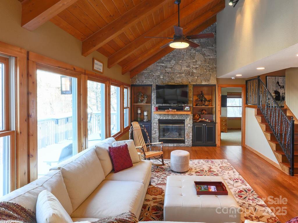 71 Ivy Ridge Road thumbnail image 3