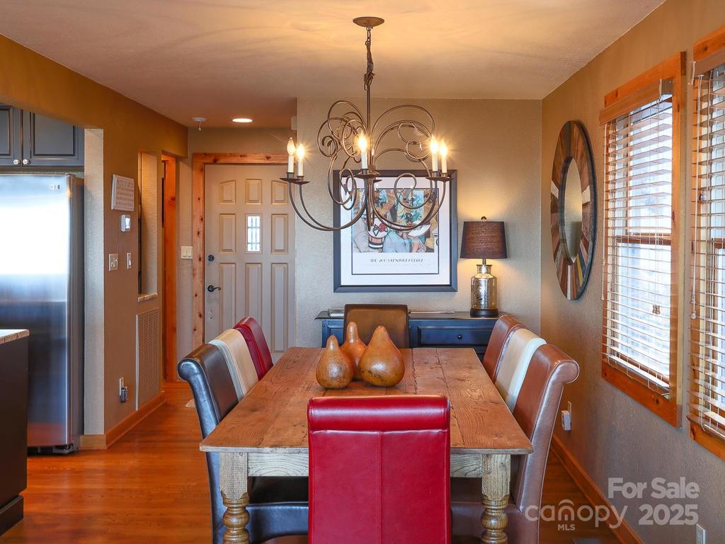 71 Ivy Ridge Road thumbnail image 6