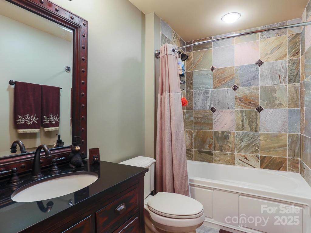 71 Ivy Ridge Road thumbnail image 15