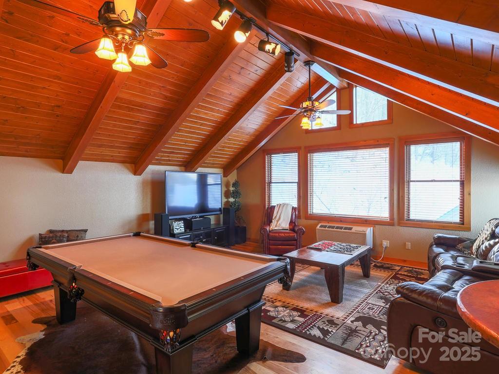 71 Ivy Ridge Road thumbnail image 17