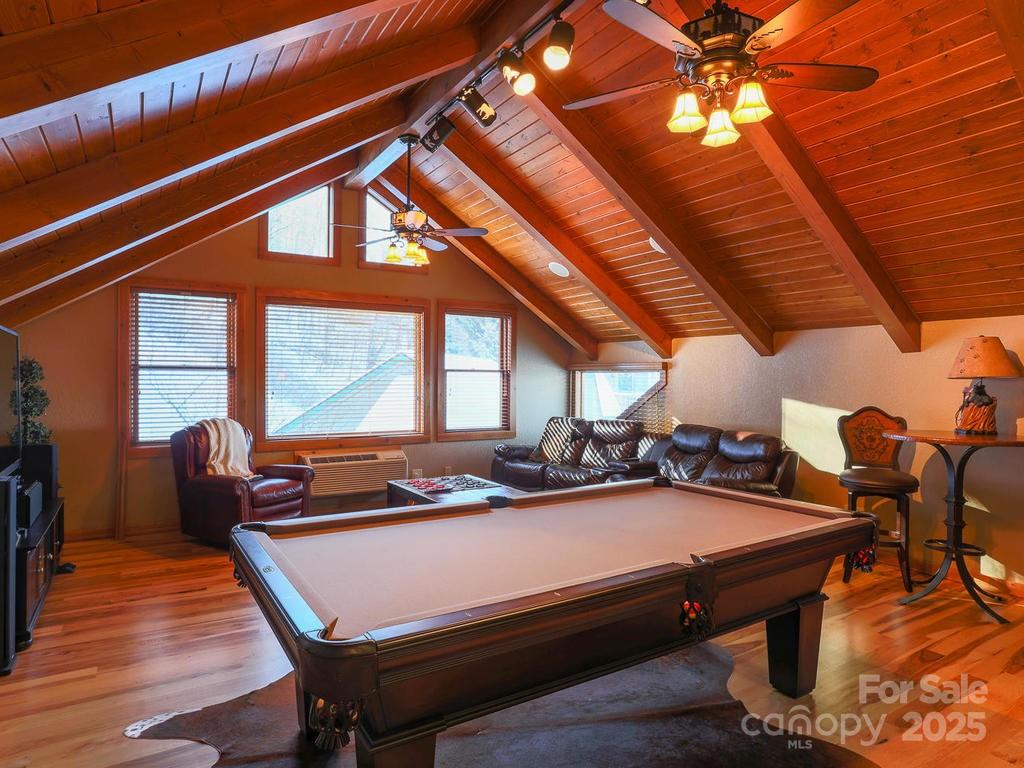 71 Ivy Ridge Road thumbnail image 18