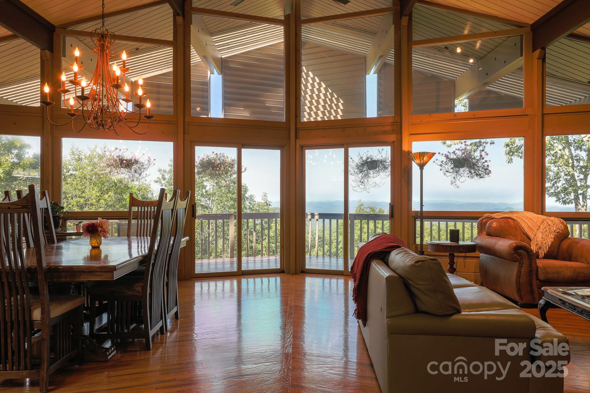 218 Slickrock Road thumbnail image 4