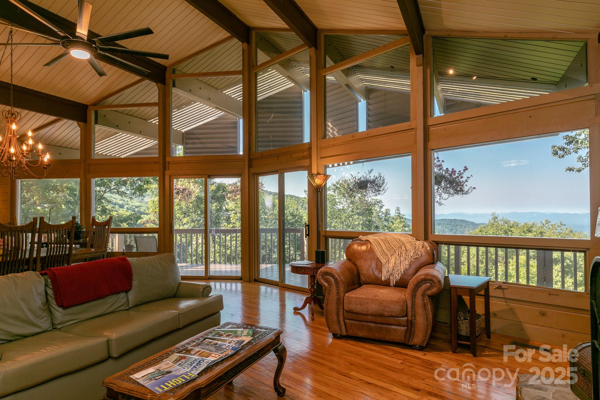 218 Slickrock Road thumbnail image 17