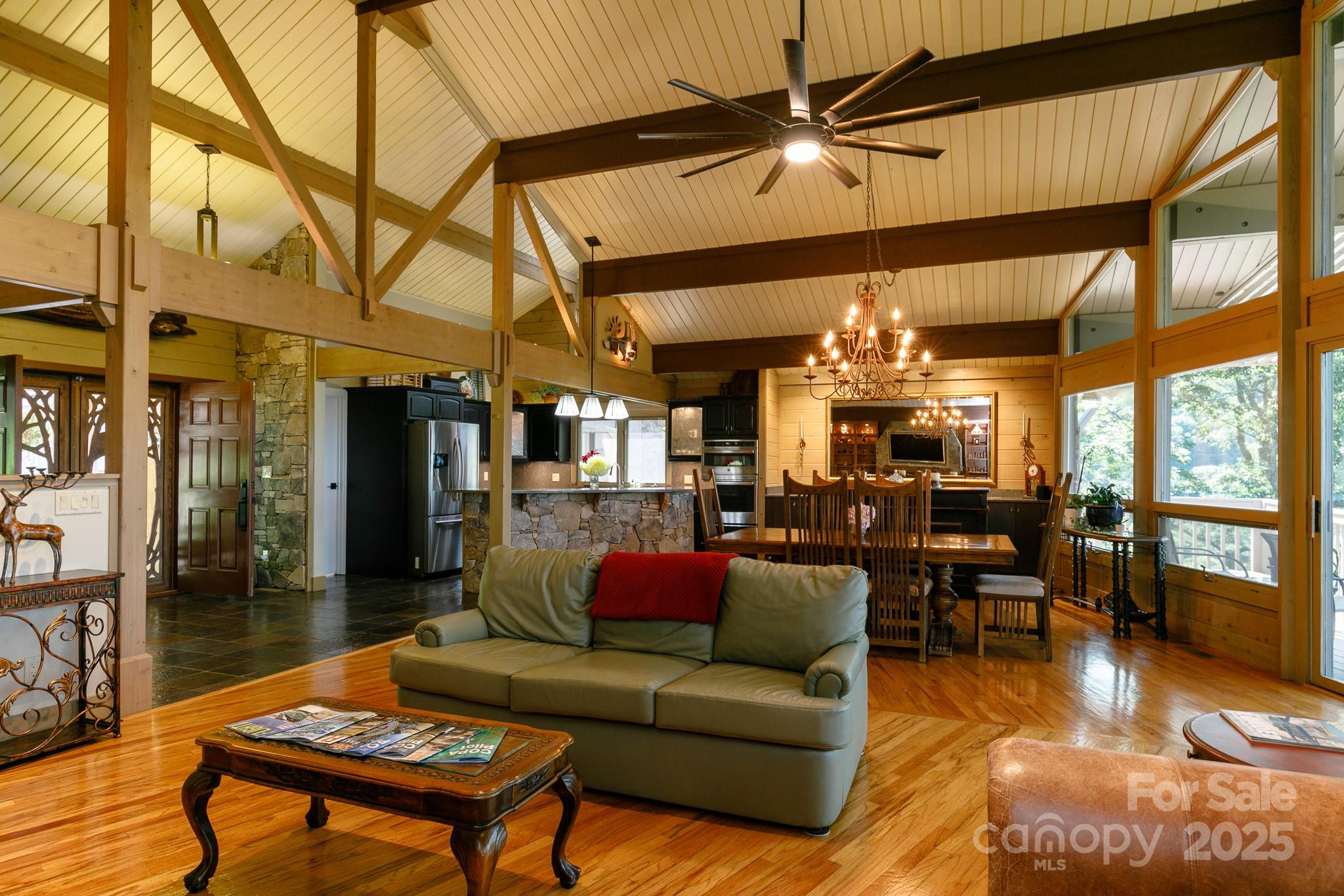 218 Slickrock Road thumbnail image 18