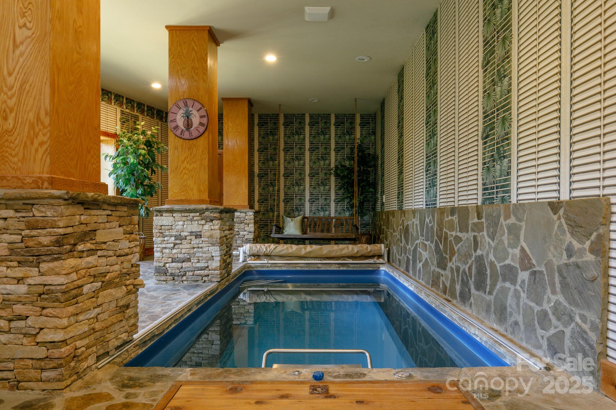 218 Slickrock Road thumbnail image 40