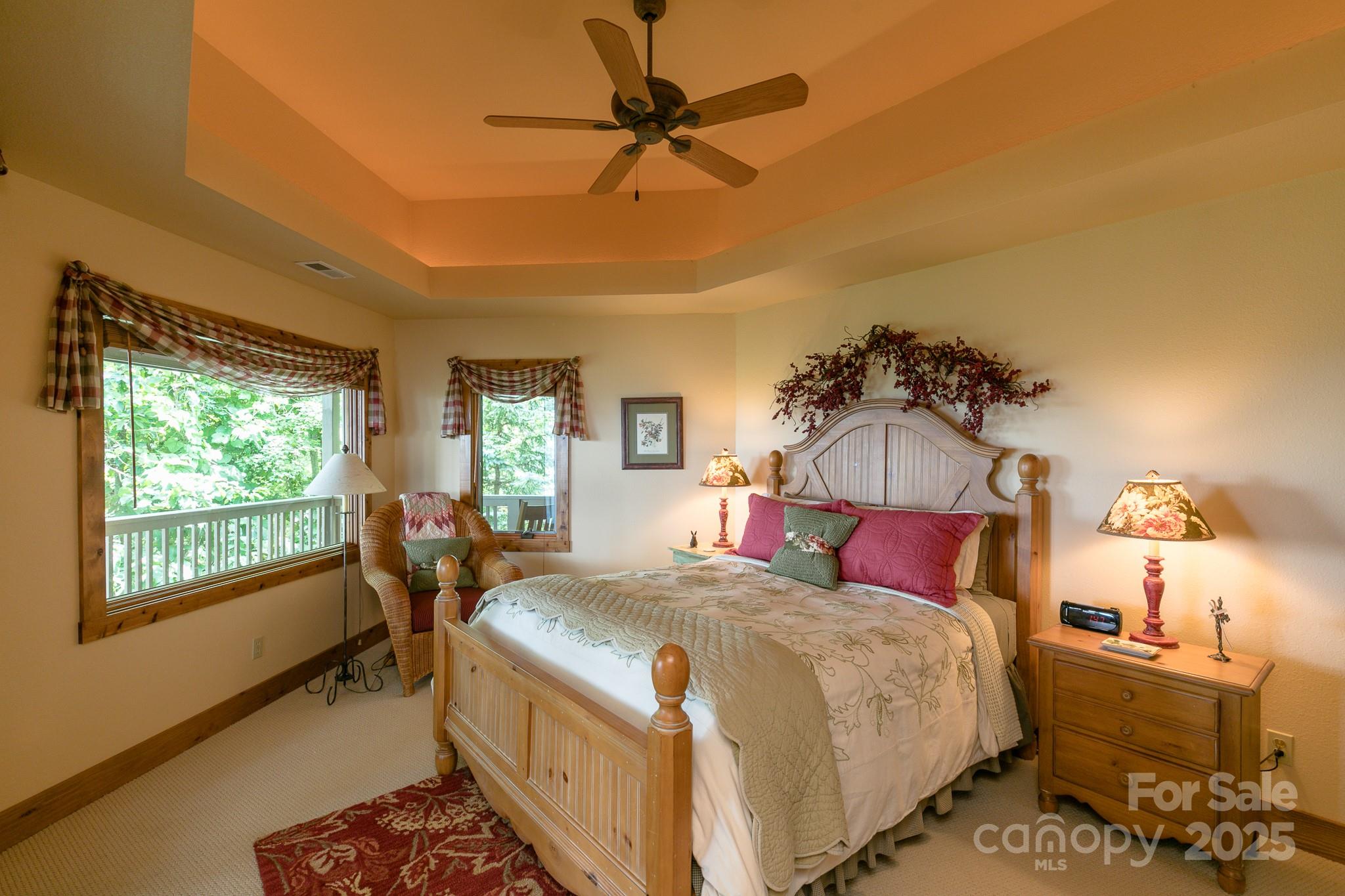 456 Spring House Drive thumbnail image 21