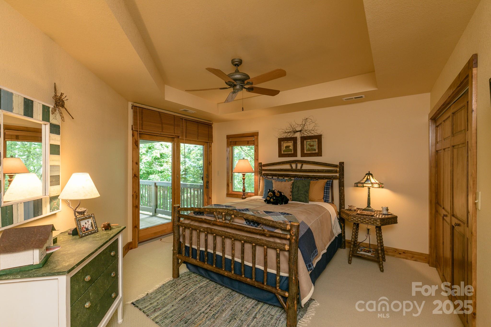 456 Spring House Drive thumbnail image 25