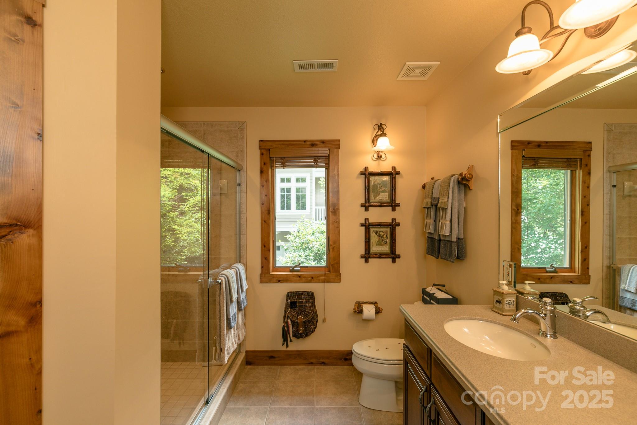 456 Spring House Drive thumbnail image 27