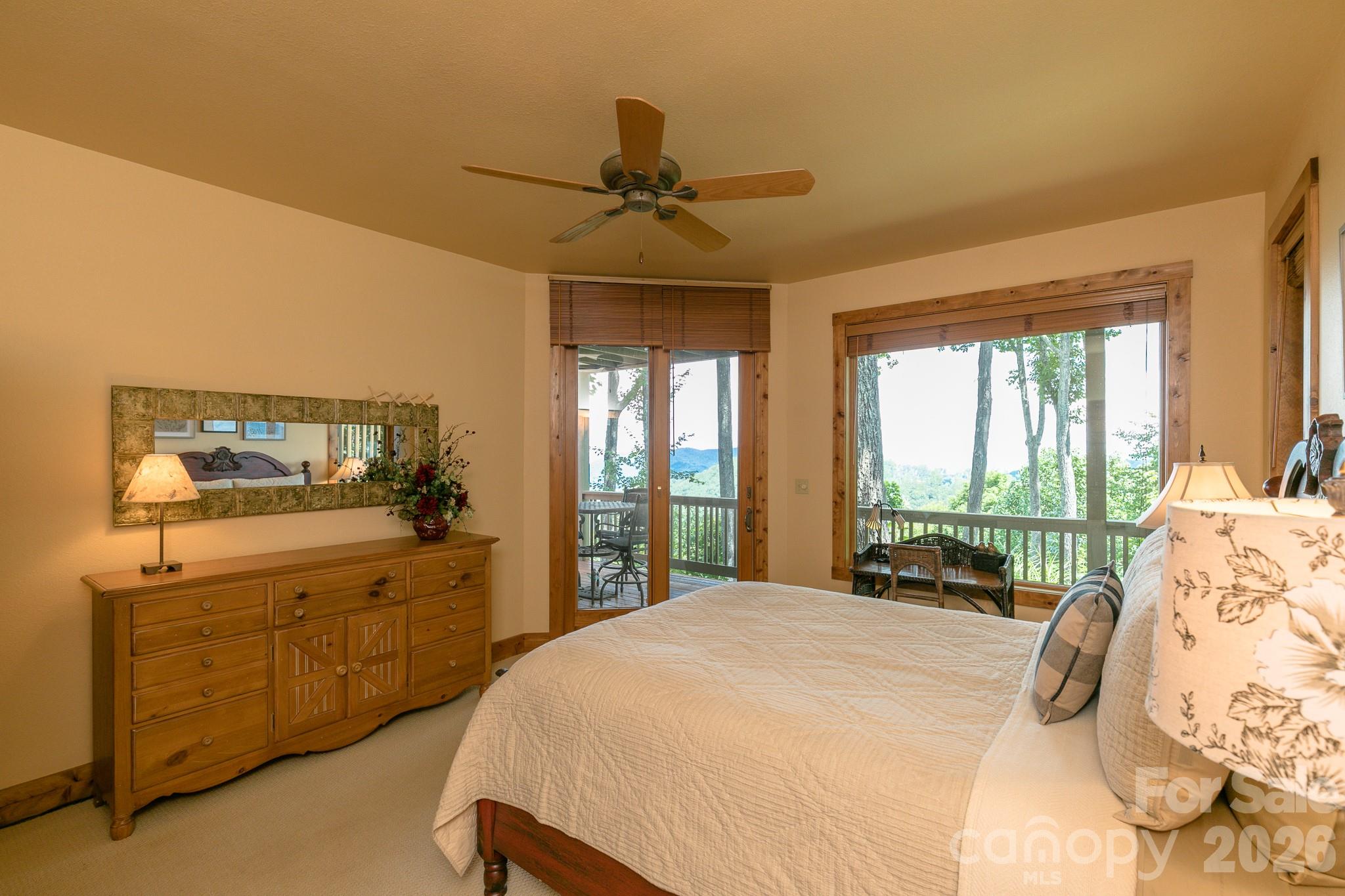 456 Spring House Drive thumbnail image 22