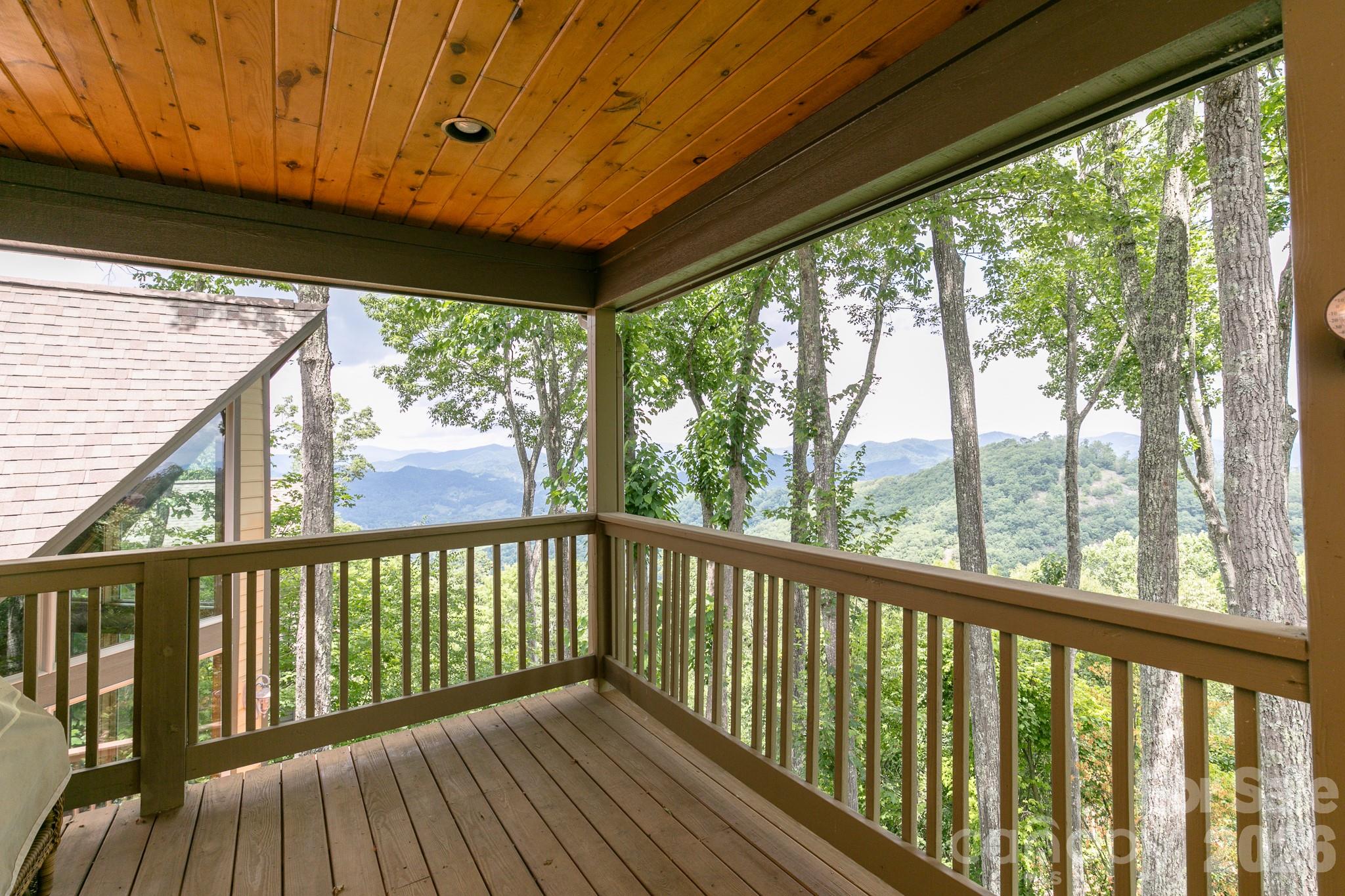 456 Spring House Drive thumbnail image 30