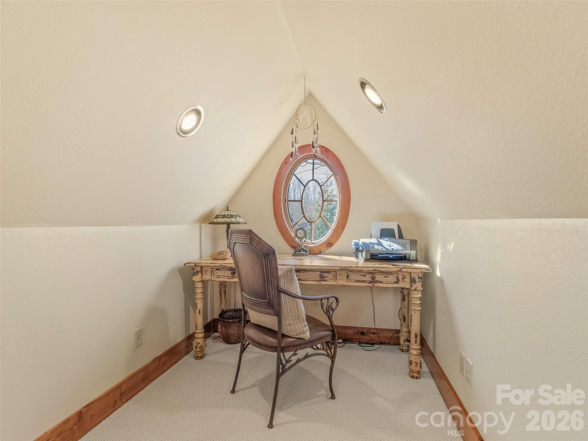 456 Spring House Drive thumbnail image 39